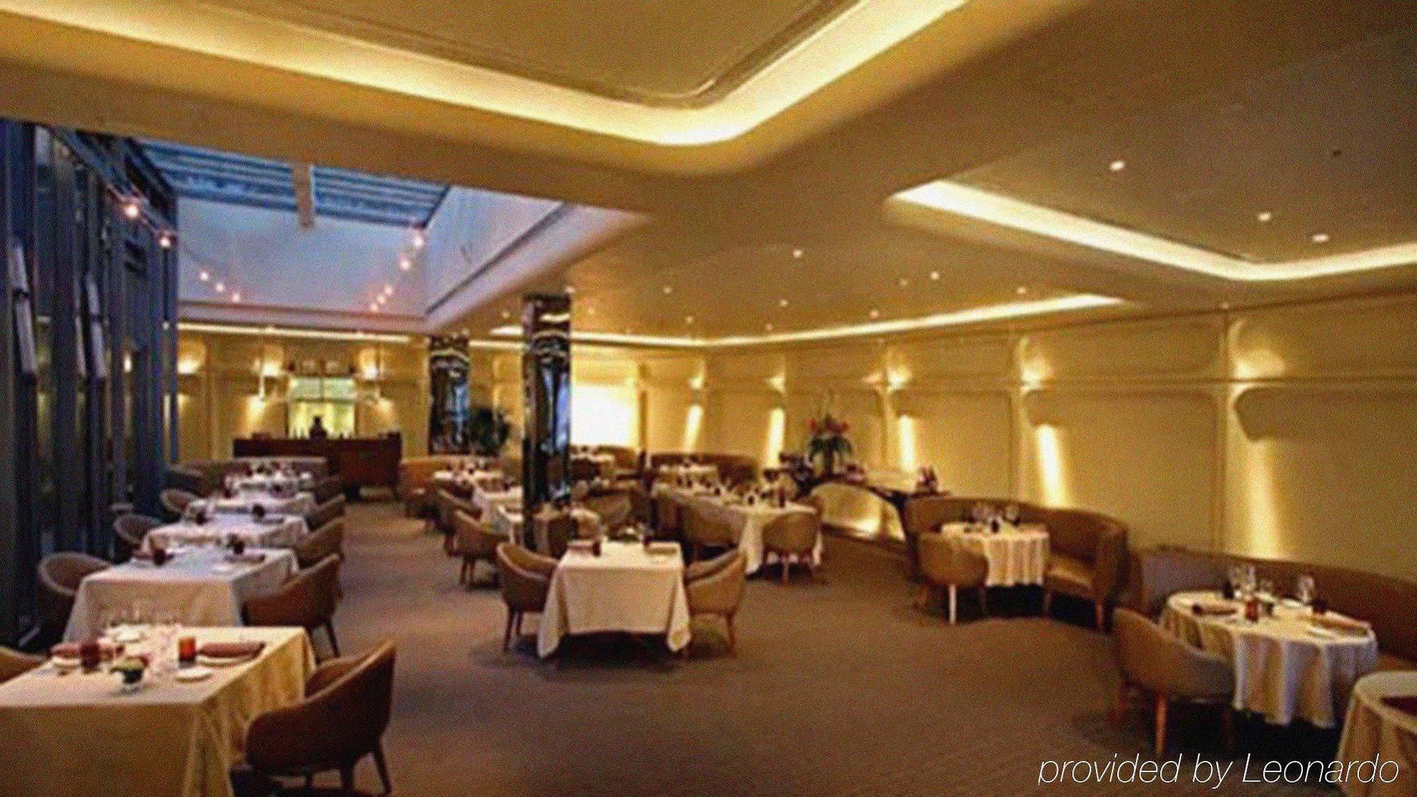Hotel Financial Street International 5*
